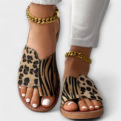 Karen | Leopard Print Slides