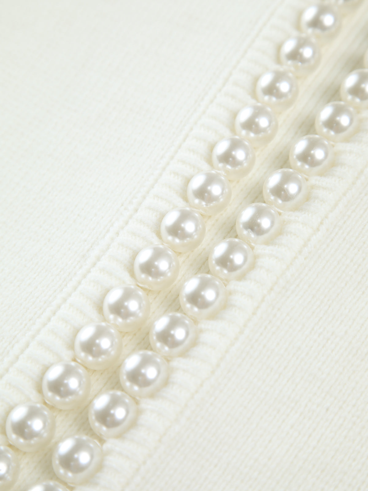 AVERY | CHIC PEARL CARDIGAN