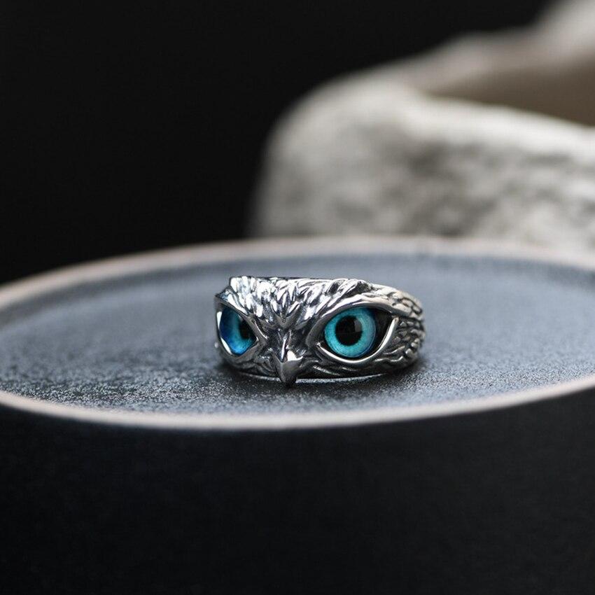LUCKY OWL RING IN SILVER AND OPAL