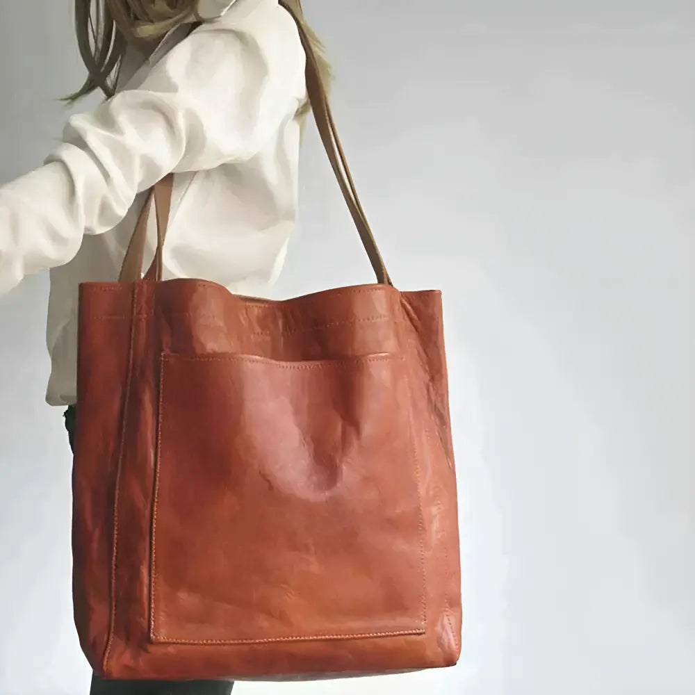 Rita’s Modern Simplicity | Chic Tote Bag