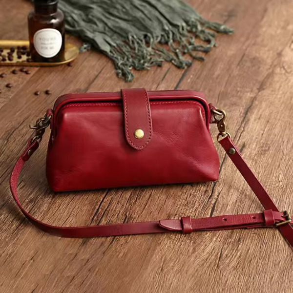Theresa’s Everlasting Charm | Unique Women’s Bag