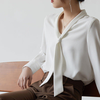 QUINN I LONGSLEEVE BOW-TIE BLOUSE