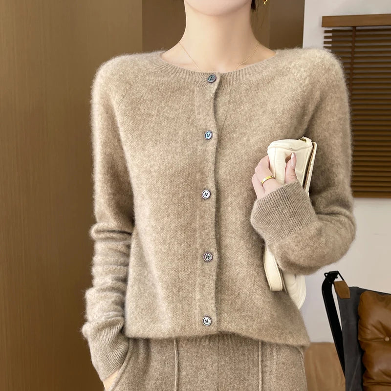 ELLIOT | COZY CARDIGAN