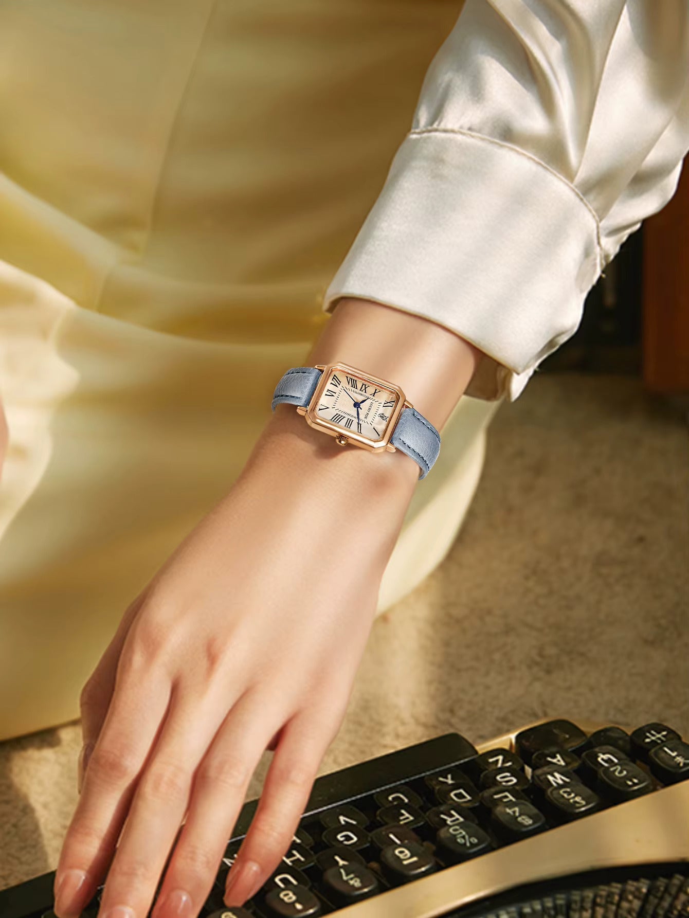 Ruby | Square dial fashion watch