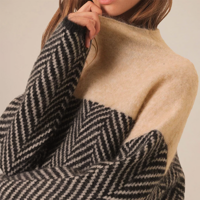 MIKAH | TURTLENECK SWEATER