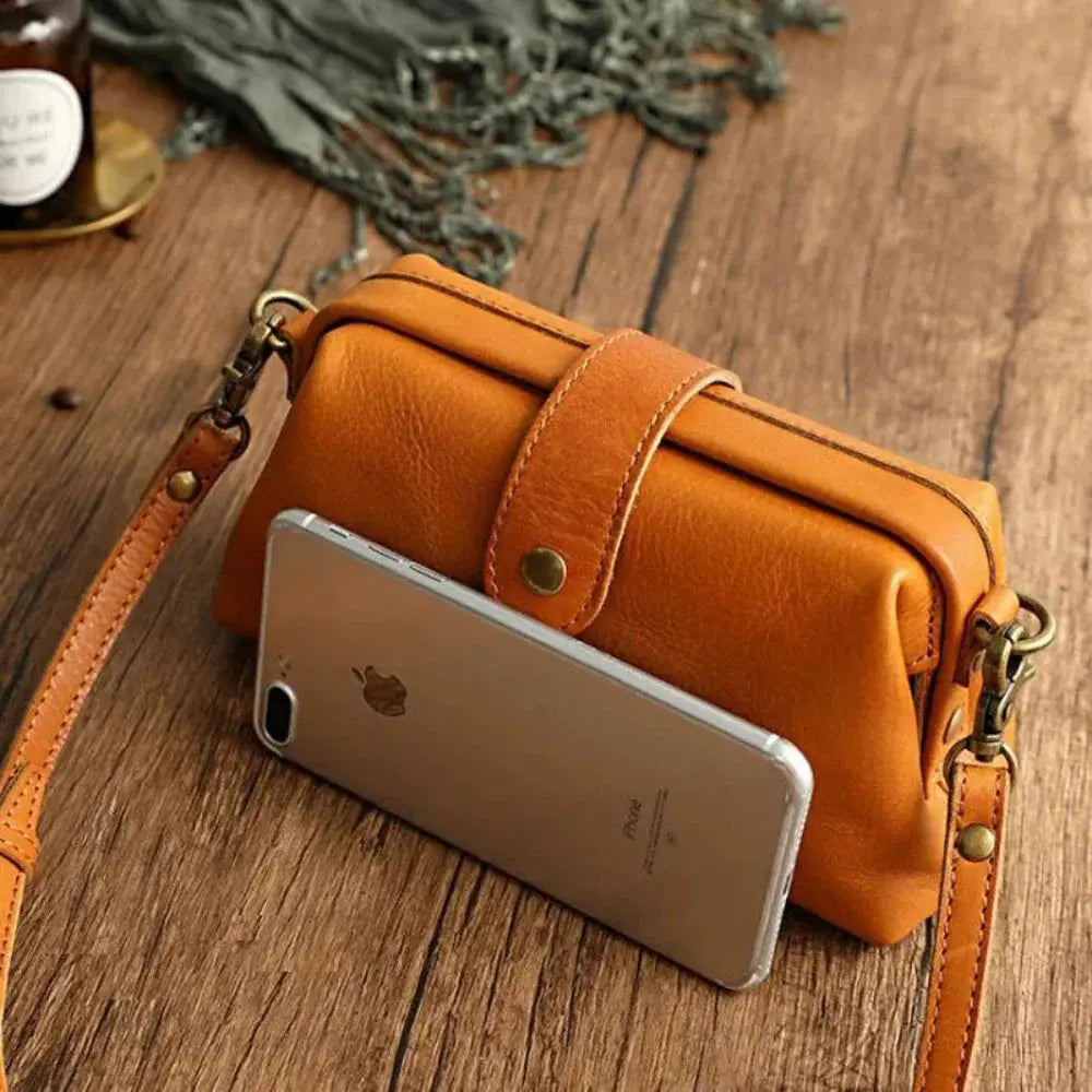 Theresa’s Everlasting Charm | Unique Women’s Bag