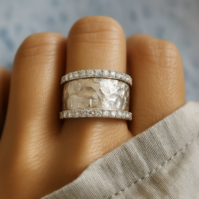 VINTAGE SILVERED ZIRCONIA RING