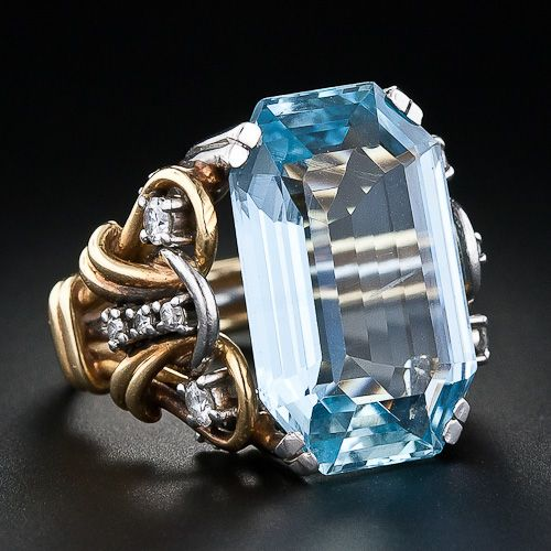 VINTAGE BLUE ZIRCONIA LAYERED GOLD RING