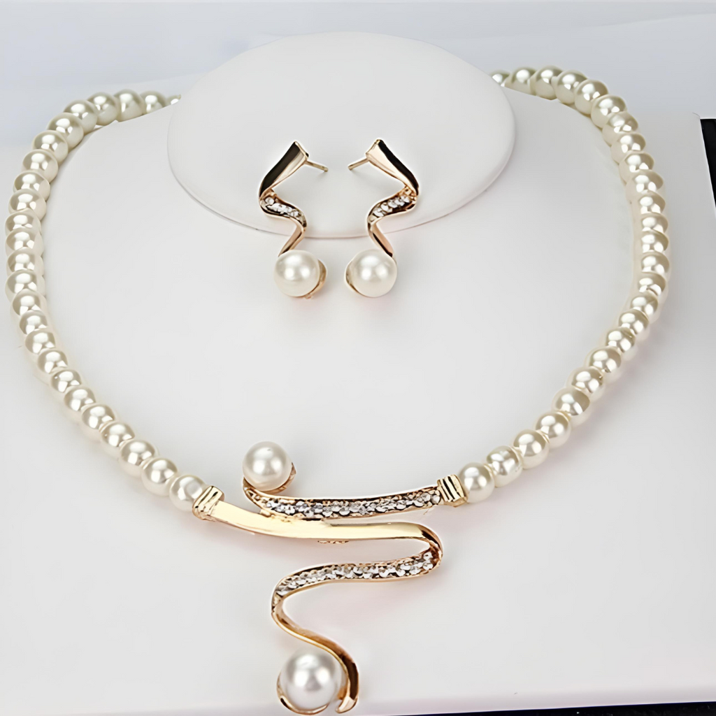 Natural Pearl Necklace & Earrings Set