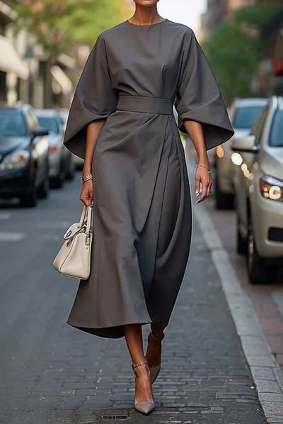 Valeria - Chic Dress